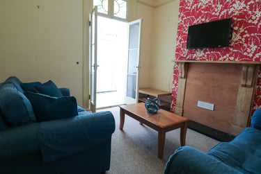 5 bed house, Bedford Park, North hill, Plymouth, PL48HN - Image 3